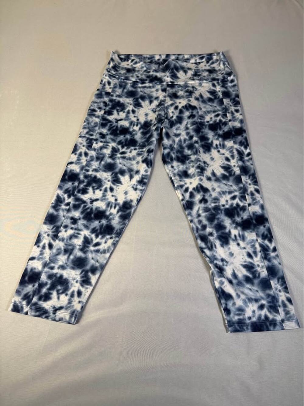 YMI Blue and White Tie Dye Leggings Size L